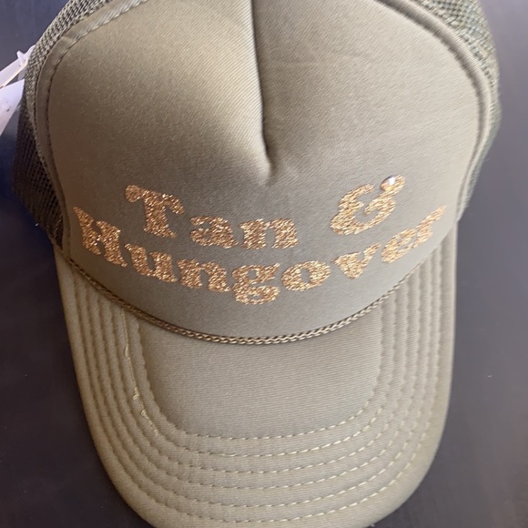 Green new tracker hat - Picture 4 of 5